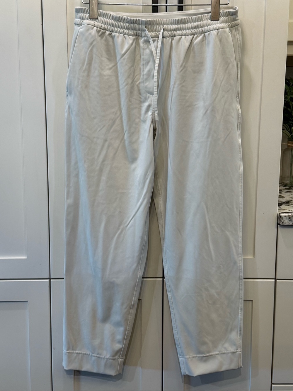 Lululemon Tapered-Leg Mid-Rise 7/8 Pant *Luxtreme